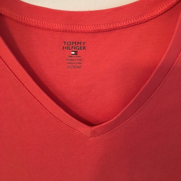 Tommy Hilfiger T-shirt - Picture 3 of 3